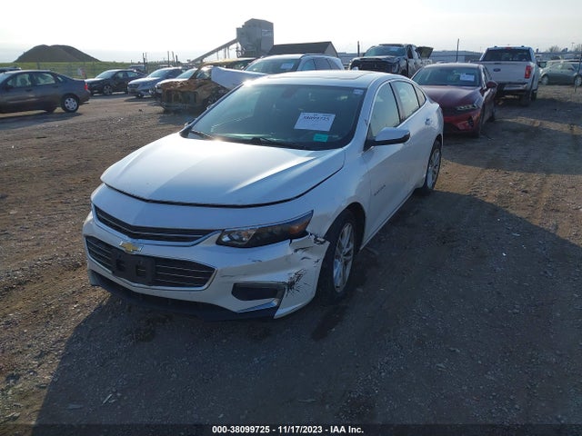 Chevrolet MALIBU LT 2018 1G1ZD5ST9JF175676 Image 2