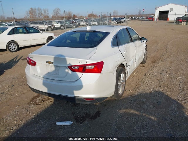 Chevrolet MALIBU LT 2018 1G1ZD5ST9JF175676 Image 4