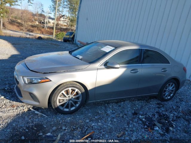 W1K3G4EB8LW047066 Mercedes-Benz A 220