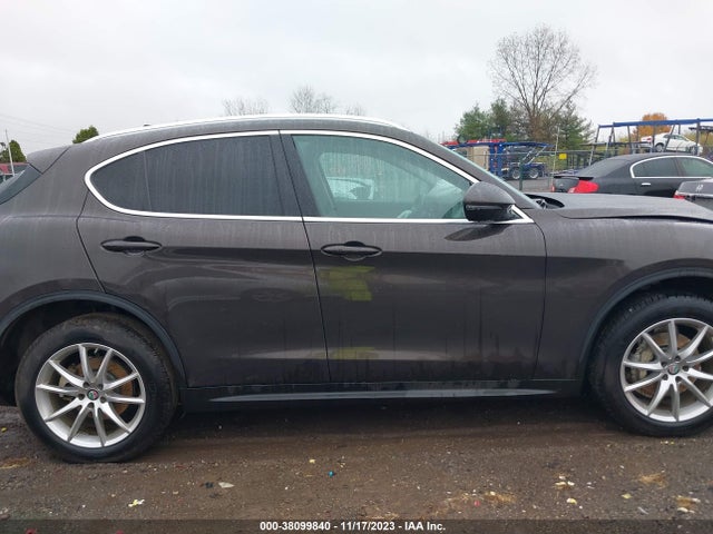 ZASPAKBN0K7C51876 Alfa Romeo Stelvio Ti Lusso Awd
