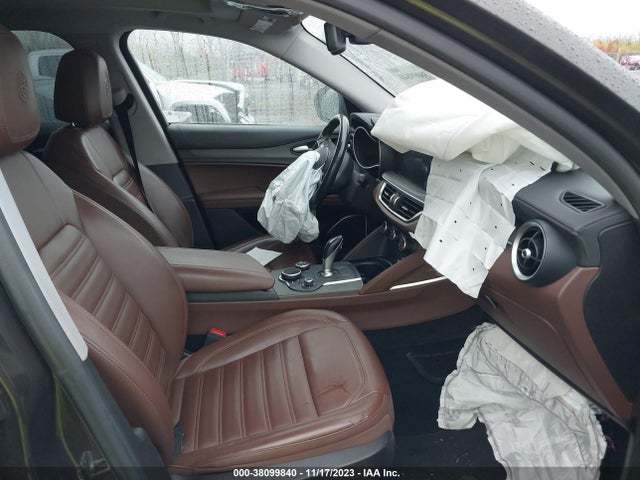 ZASPAKBN0K7C51876 Alfa Romeo Stelvio Ti Lusso Awd