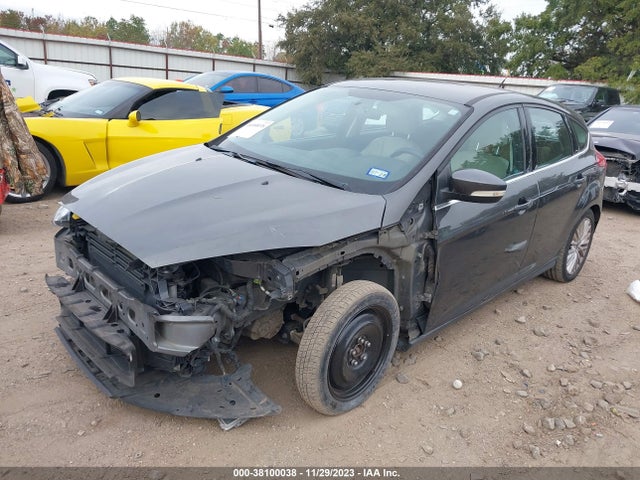 2016 FORD FOCUS TITANIUM VIN: 1FADP3N21GL330446