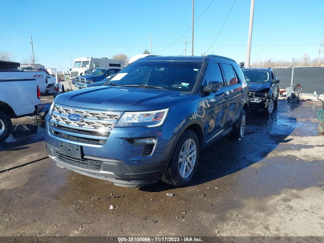 Ford EXPLORER XLT 2018 1FM5K8D86JGB08335 Image 2