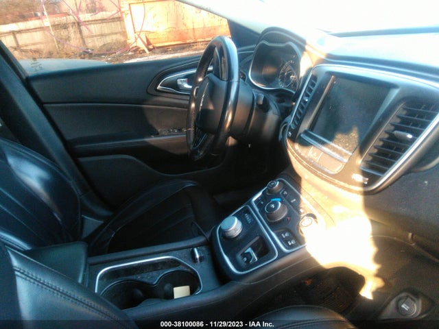 Chrysler 200 Limited Platinum 2016 1C3CCCAB3GN192702 Image 5