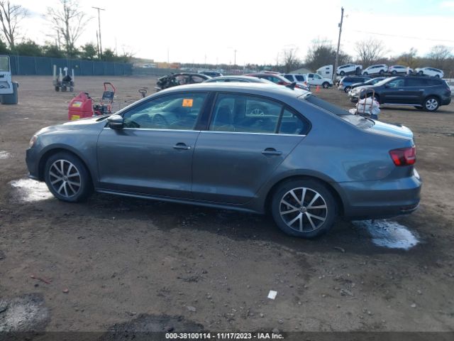 3VWDB7AJ8HM266755 Volkswagen Jetta 1.4t Se