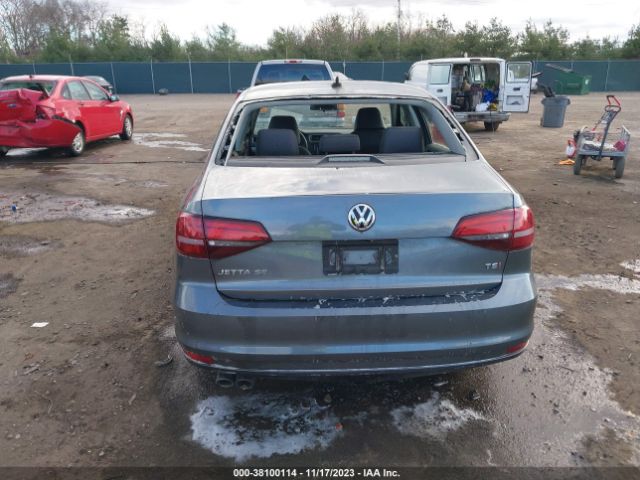 3VWDB7AJ8HM266755 Volkswagen Jetta 1.4t Se
