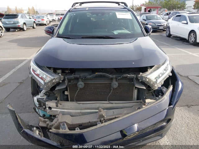 2019 TOYOTA RAV4 XLE VIN: 2T3P1RFV8KC037901