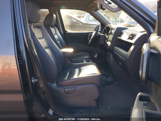2013 HONDA RIDGELINE RTL VIN: 5FPYK1F59DB009669