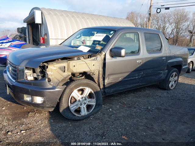 2013 HONDA RIDGELINE RTL VIN: 5FPYK1F59DB009669