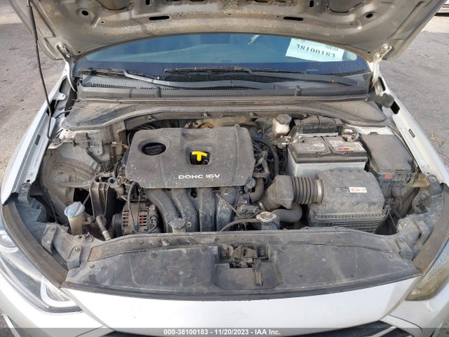Hyundai ELANTRA SE 2017 5NPD74LF9HH212043 Image 10