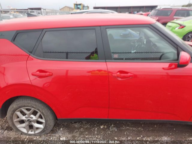 KNDJ23AU2M7754953 KIA SOUL S