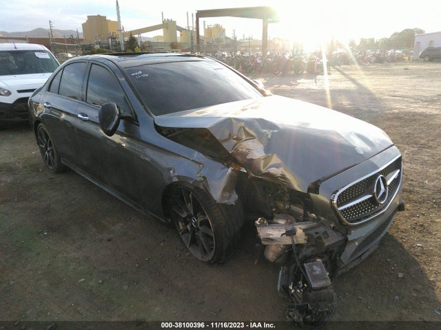 2017 WDDZF6EB1HA217717 main image