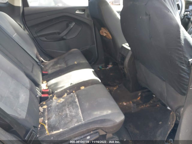 38100778 :رقم المزاد ، 1FMCU0G99EUC75044 vin ، 2014 Ford Escape Se مزاد بيع