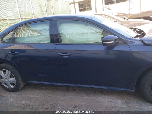 Volkswagen Passat 1.8t S 2014 1VWAT7A35EC114799 Image 13