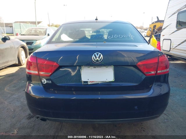 Volkswagen Passat 1.8t S 2014 1VWAT7A35EC114799 Image 16