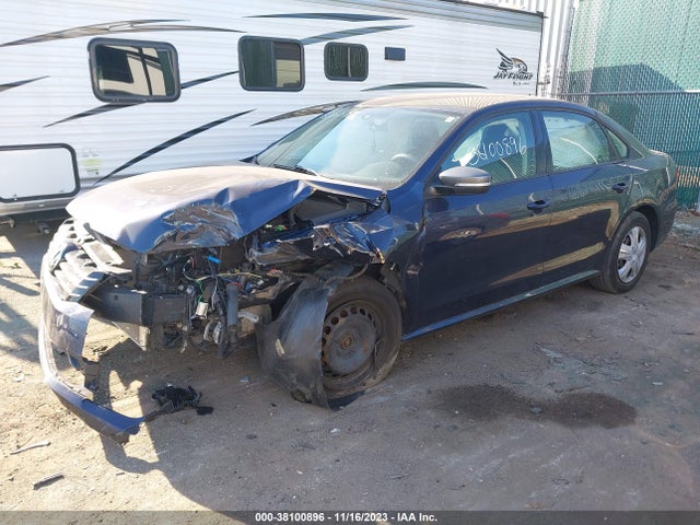 Volkswagen Passat 1.8t S 2014 1VWAT7A35EC114799 Image 2