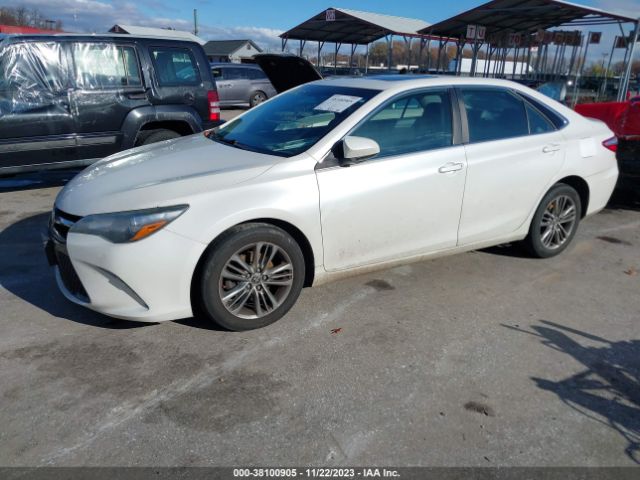 4T1BF1FK2FU072210 Toyota CAMRY SE