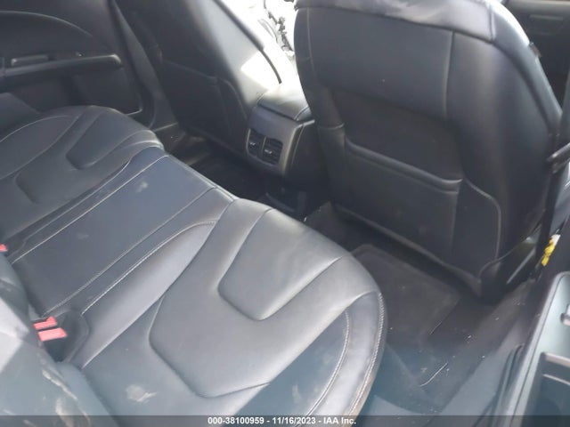 2018 FORD FUSION TITANIUM VIN: 3FA6P0D9XJR233437