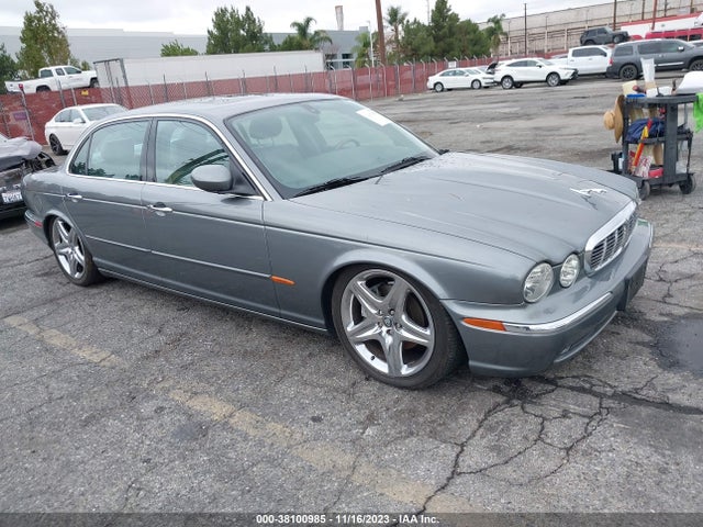 2005 JAGUAR XJ8 SAJWA79C15SG40523 Photo 0