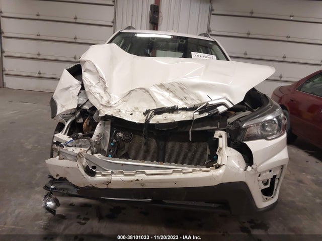 Subaru Forester 2019 JF2SKACC9KH471245 Image 12