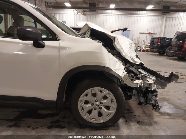 Subaru Forester 2019 JF2SKACC9KH471245 Image 6
