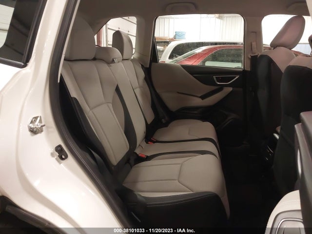Subaru Forester 2019 JF2SKACC9KH471245 Image 8