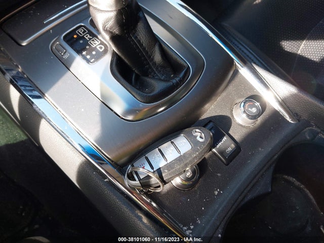 2013 INFINITI G37X VIN: JN1CV6AR3DM751836