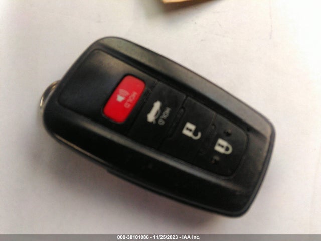 JTDEAMDE6MJ010659 Toyota Corolla Hybrid Le