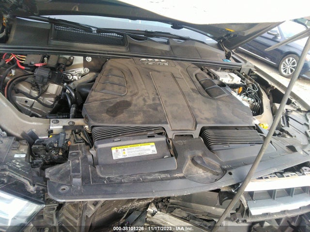 WA1LAAF72HD048215 Audi Q7 3.0t Premium