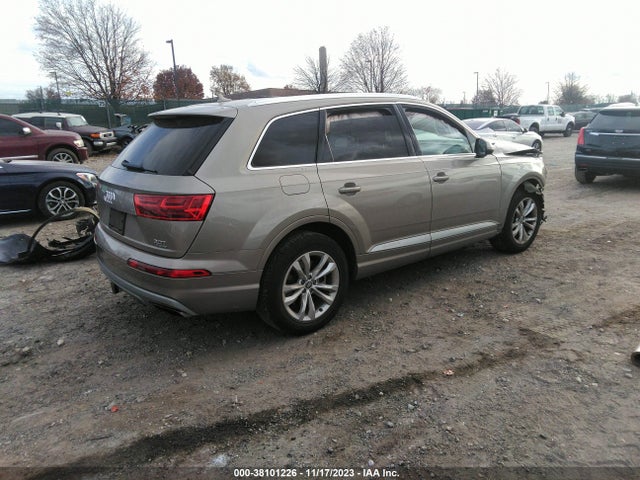 WA1LAAF72HD048215 Audi Q7 3.0t Premium