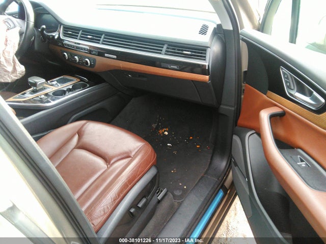 WA1LAAF72HD048215 Audi Q7 3.0t Premium