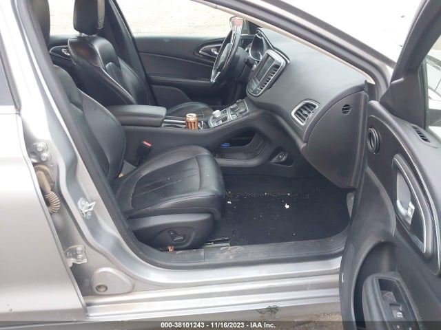 Chrysler 200 C 2015 1C3CCCCB2FN719012 Image 5