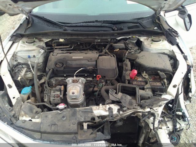 1HGCR2F32HA112967 Honda ACCORD LX