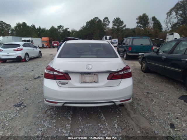 1HGCR2F32HA112967 Honda ACCORD LX
