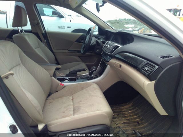 1HGCR2F32HA112967 Honda ACCORD LX