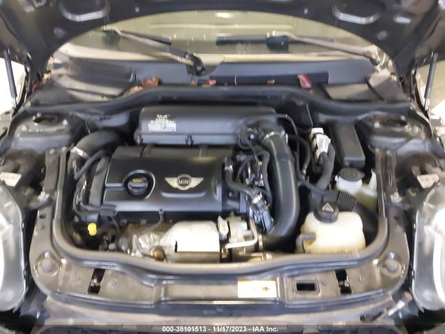 2011 MINI COOPER S WMWSV3C50BTY25179 Photo 9