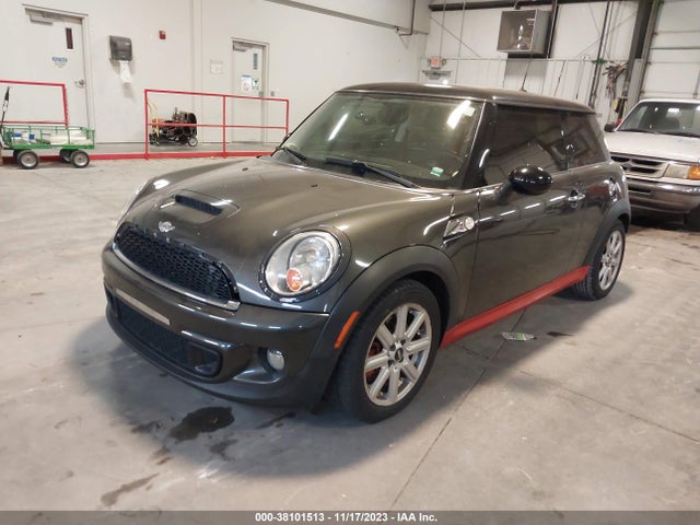 2011 MINI COOPER S WMWSV3C50BTY25179 Photo 1