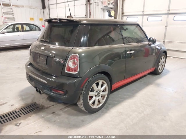 2011 MINI COOPER S WMWSV3C50BTY25179 Photo 3