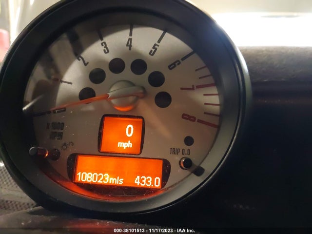 2011 MINI COOPER S WMWSV3C50BTY25179 Photo 6