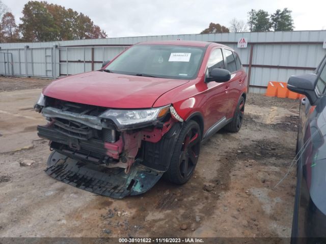 JA4AD2A33JZ052467 Mitsubishi Outlander Es