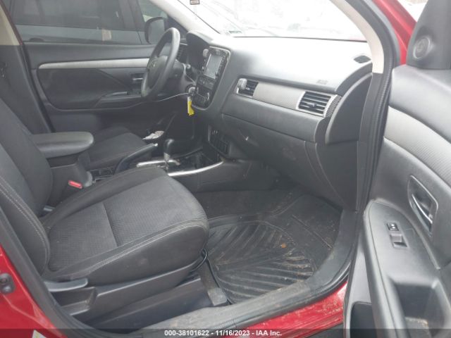 JA4AD2A33JZ052467 Mitsubishi Outlander Es