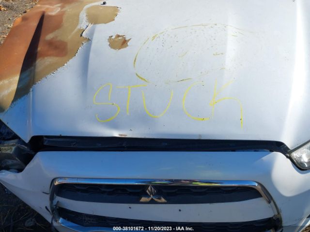 2015 MITSUBISHI OUTLANDER SPORT 4A4AR3AUXFE055606 Photo 9