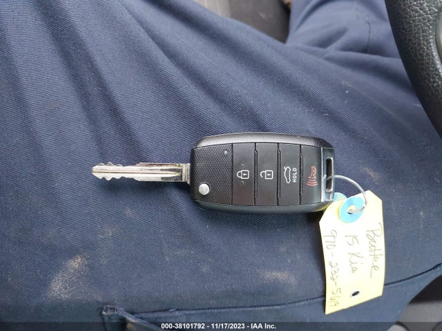2015 KIA FORTE LX VIN: KNAFX4A69F5313511