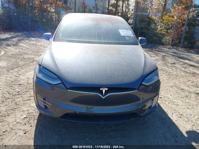 Продажа на аукционе авто 2016 Tesla Model X 75d/p100d/p90d, vin: 5YJXCBE43GFS00850, номер лота: 38101833
