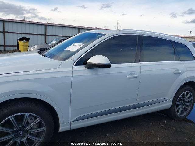 Audi Q7 3.0t Premium 2018 WA1LAAF78JD000921 Image 14