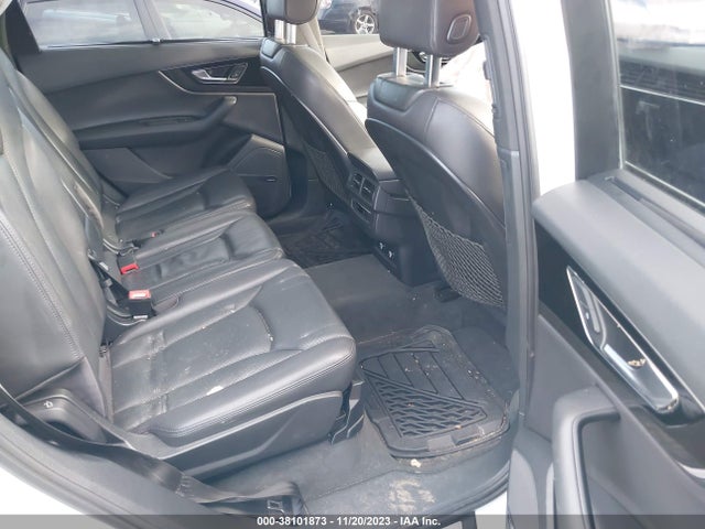 Audi Q7 3.0t Premium 2018 WA1LAAF78JD000921 Image 8