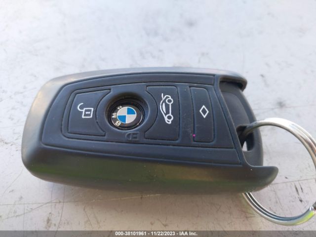 WBA8A3C59GK689556 BMW 320i Xdrive