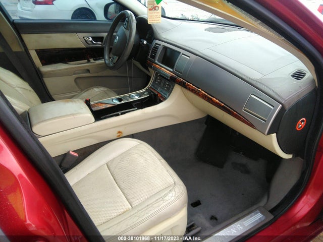 2009 JAGUAR XF SAJWA06B29HR05503 Photo 4