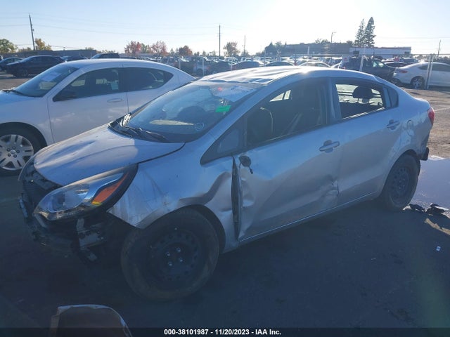 KIA RIO LX 2016 KNADM4A3XG6572686 Image 2