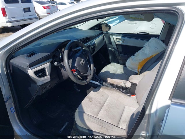 2015 TOYOTA COROLLA LE VIN: 5YFBURHE0FP185649